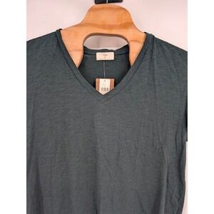 t.la Anthropologie Women's NWT Short flutter sleeve v neck t-shirt sz M